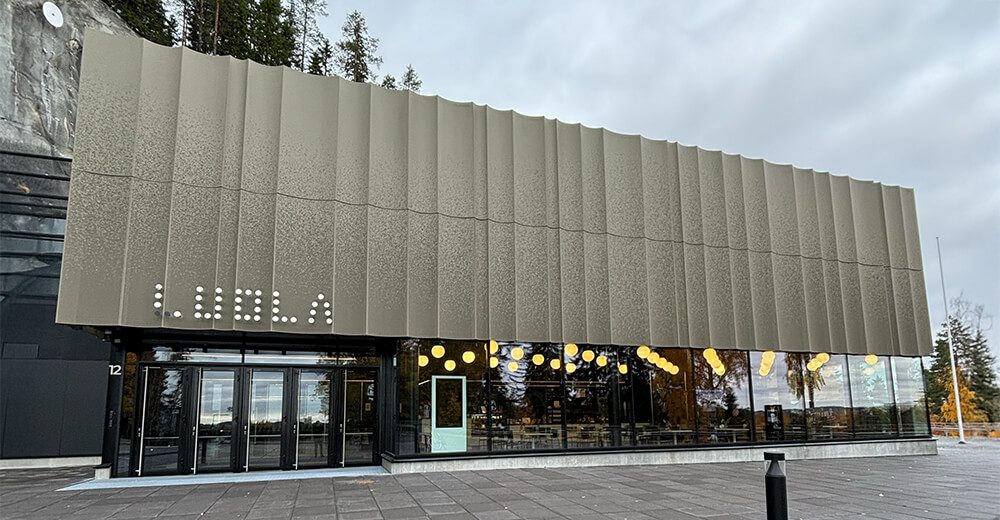 Kiiltohiottu betonilattia Savilahden Luola